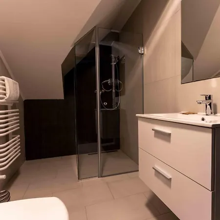 Hotel Do Poduchy 2*